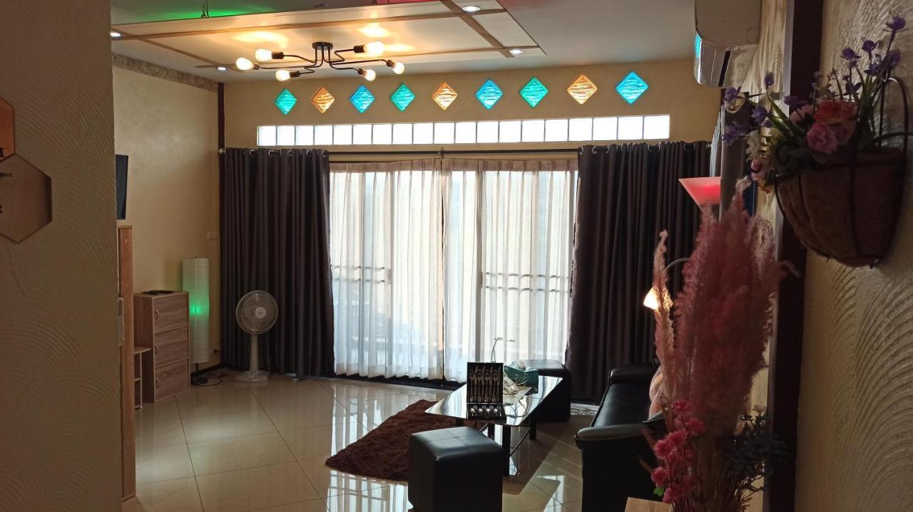 Touch The Wind Hotel Chaiyaphum Bagian luar foto
