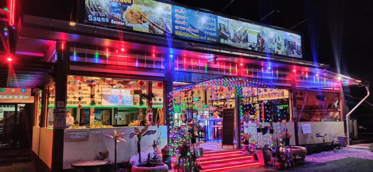 Touch The Wind Hotel Chaiyaphum Bagian luar foto