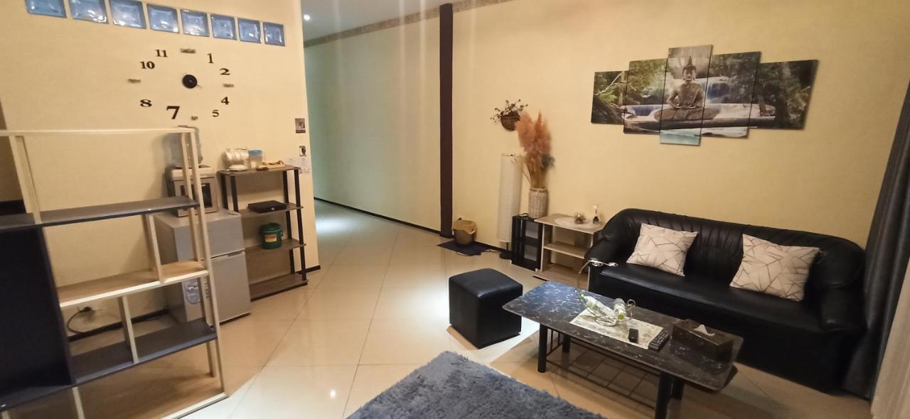 Touch The Wind Hotel Chaiyaphum Bagian luar foto