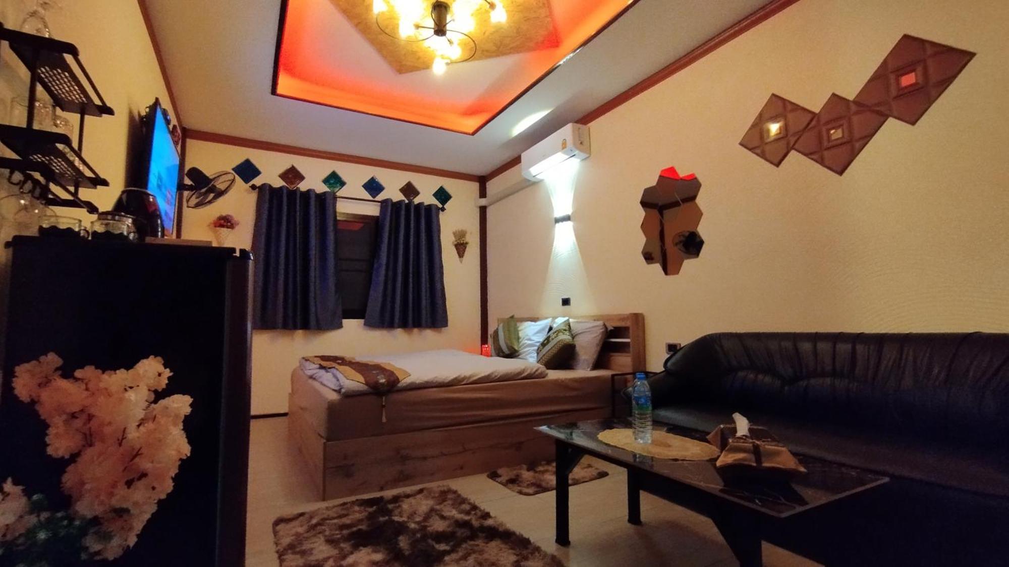 Touch The Wind Hotel Chaiyaphum Bagian luar foto