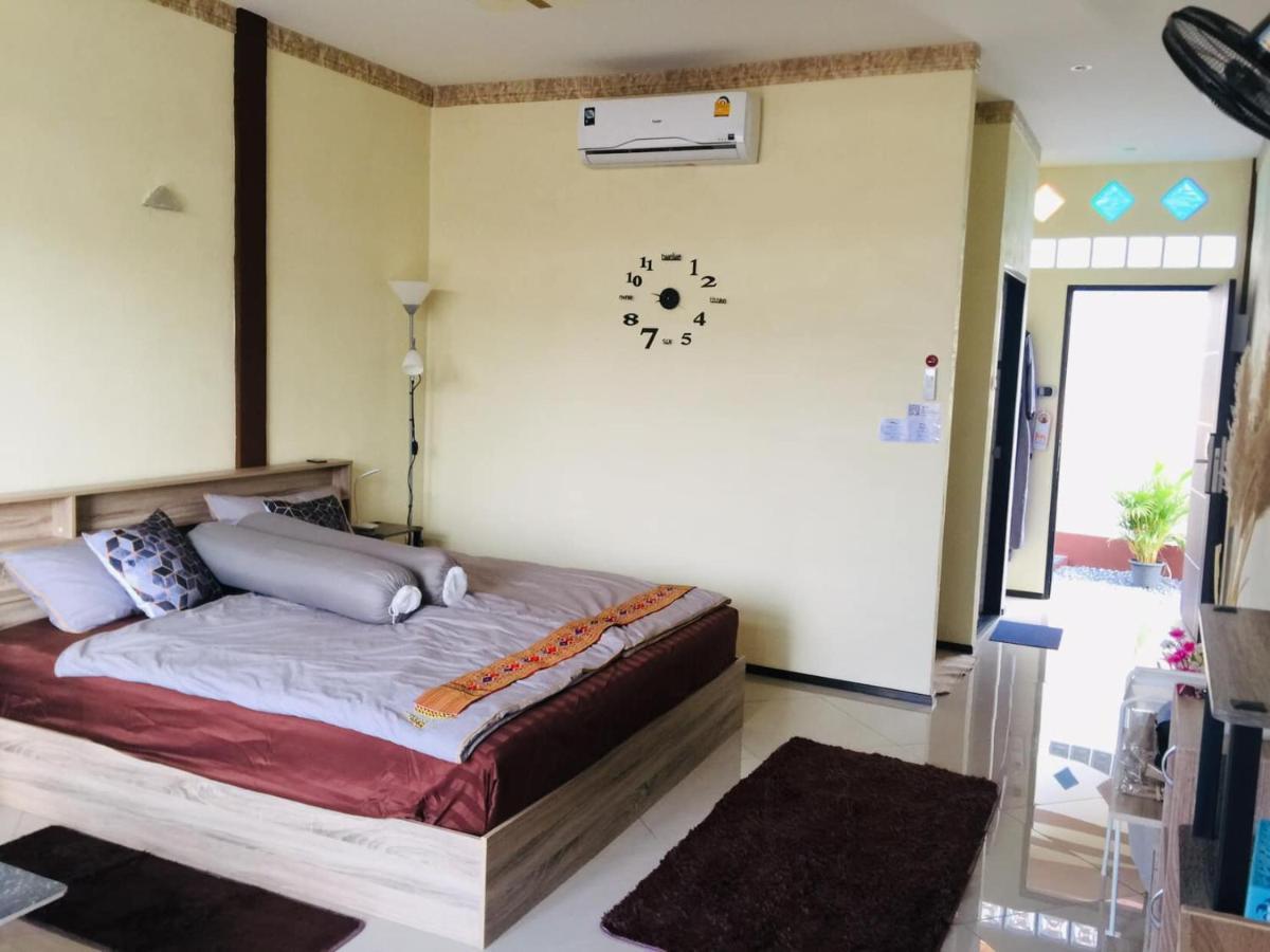 Touch The Wind Hotel Chaiyaphum Bagian luar foto