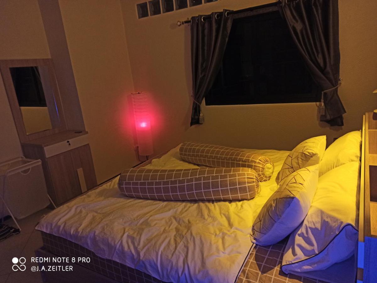 Touch The Wind Hotel Chaiyaphum Bagian luar foto
